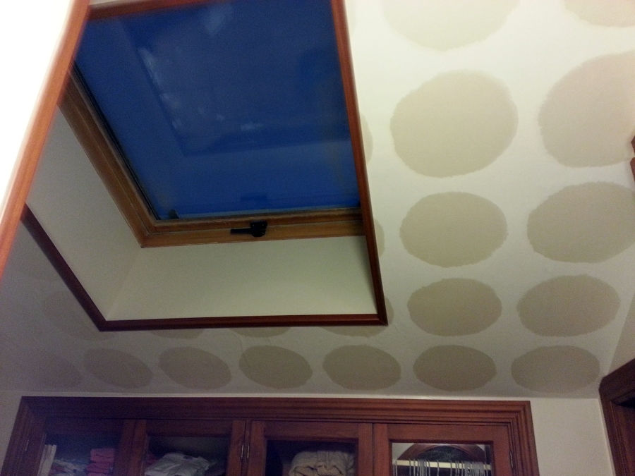 PAPEL CIRCULOS EN BUARDILLA