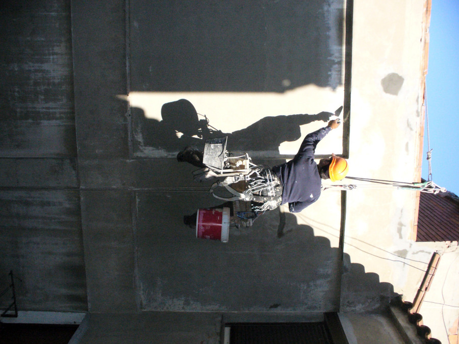 PARED PATIO DE LUCES ANTES