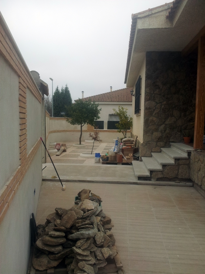 paredes,solado,porche y piscina de pvc