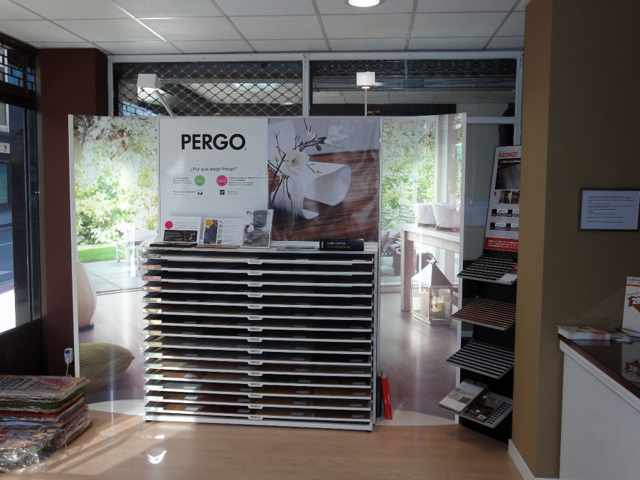 Parquet flotante y revestimientos PVC.