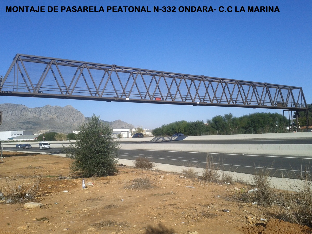 PASARELA METALICA