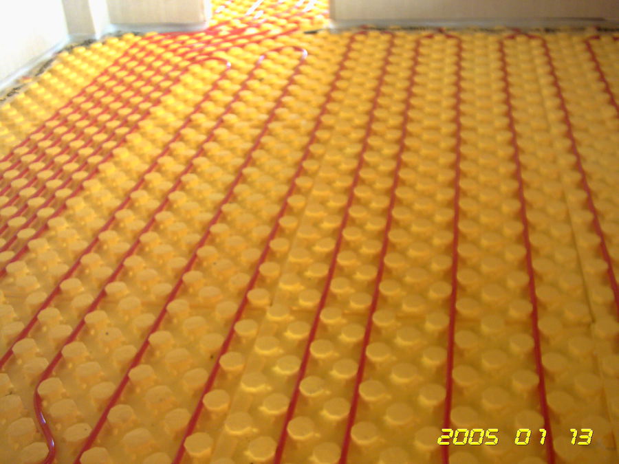 pasillo y habitacion