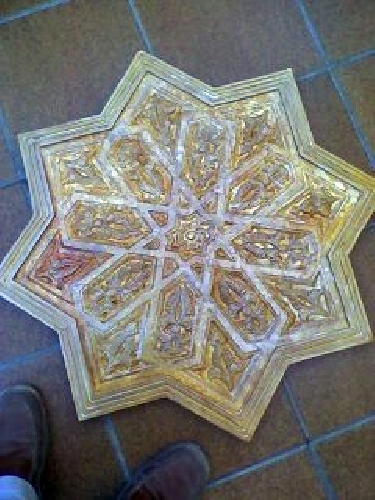 patina en oro metalico