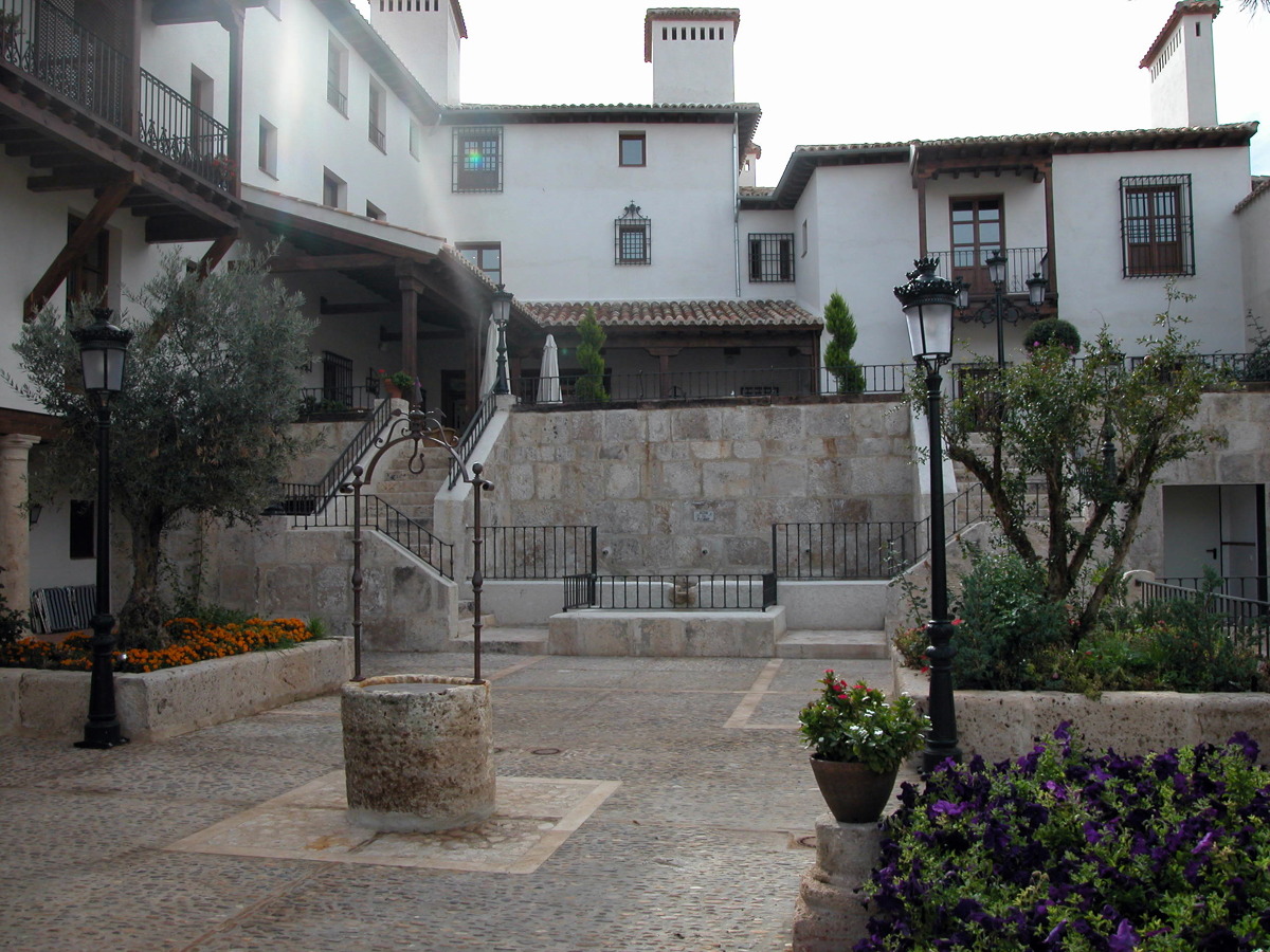 Patio de hotel en Chinchon