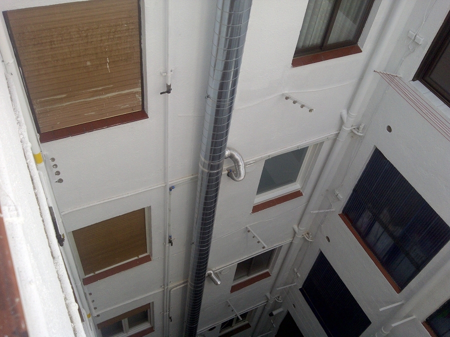 Patio de interior de luces