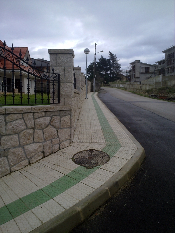 PAVIMENTACION DE ACERAS