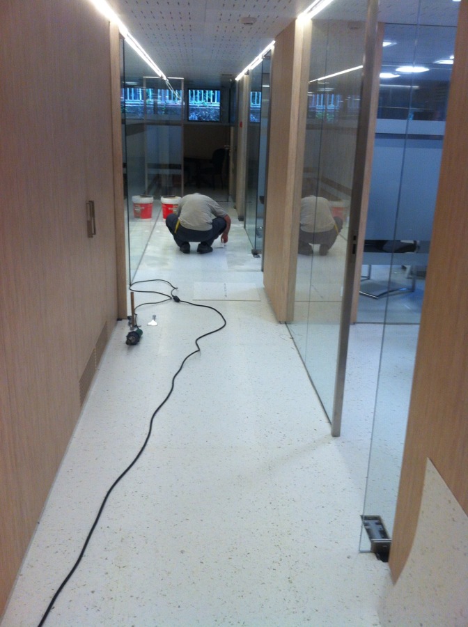 Pavimento PVC en losetas