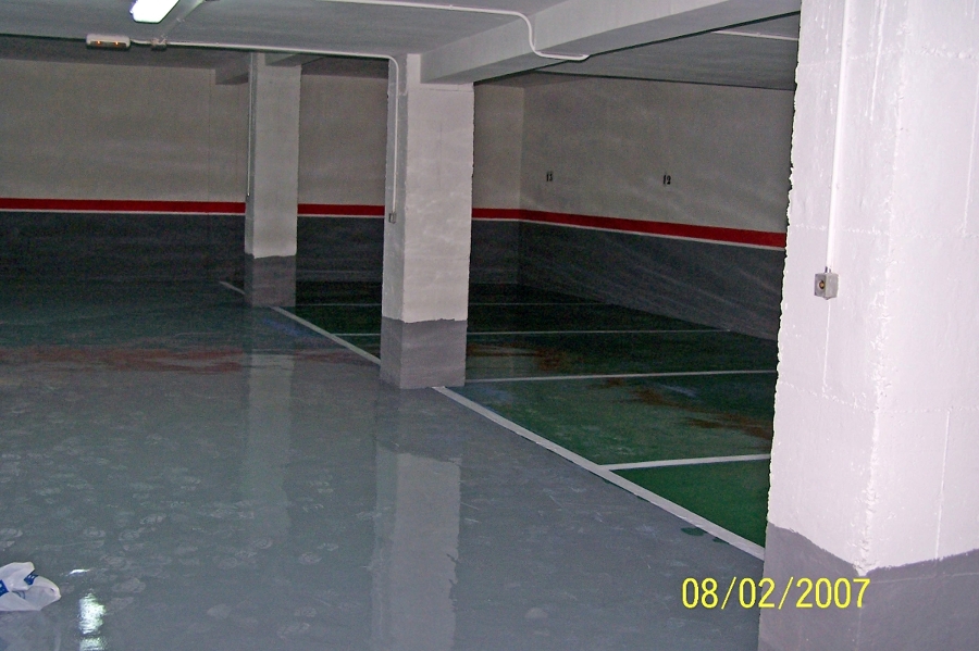 PAVIMENTOS AUTONIVELANTES