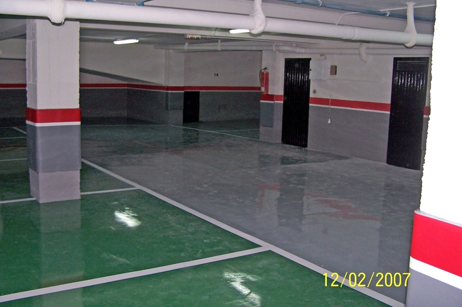 PAVIMENTOS AUTONIVELANTES