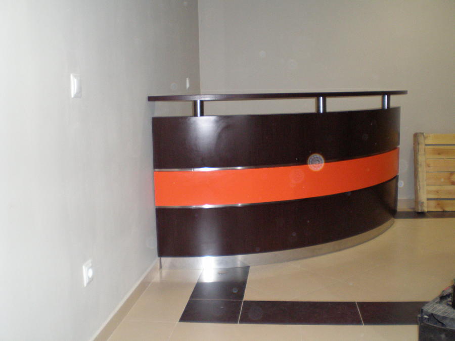 barra bar wengue y naranja 