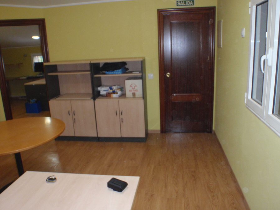 REFORMA INTEGRAL DE OFICINA