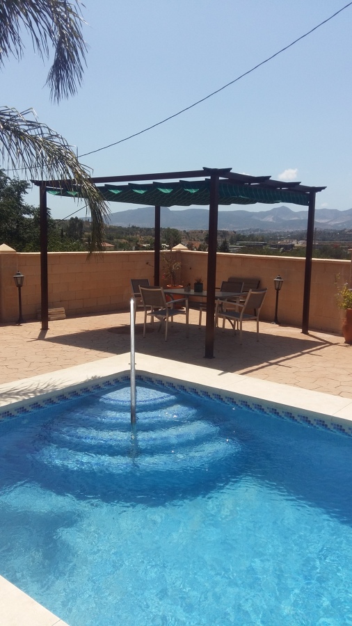 Pergolado con palillería