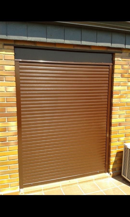 PERSIANA DE ALUMINIO CAJON EXTERIOR