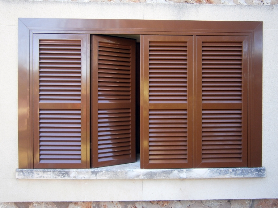 PERSIANAS MALLORQUINAS