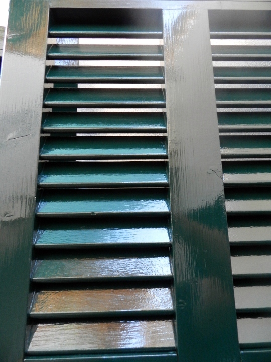 Persianas Verde Carruaje