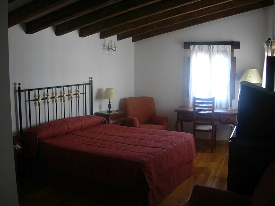 Casa rural La Picota Valverde de la Vera 2005 EM Arquitectos