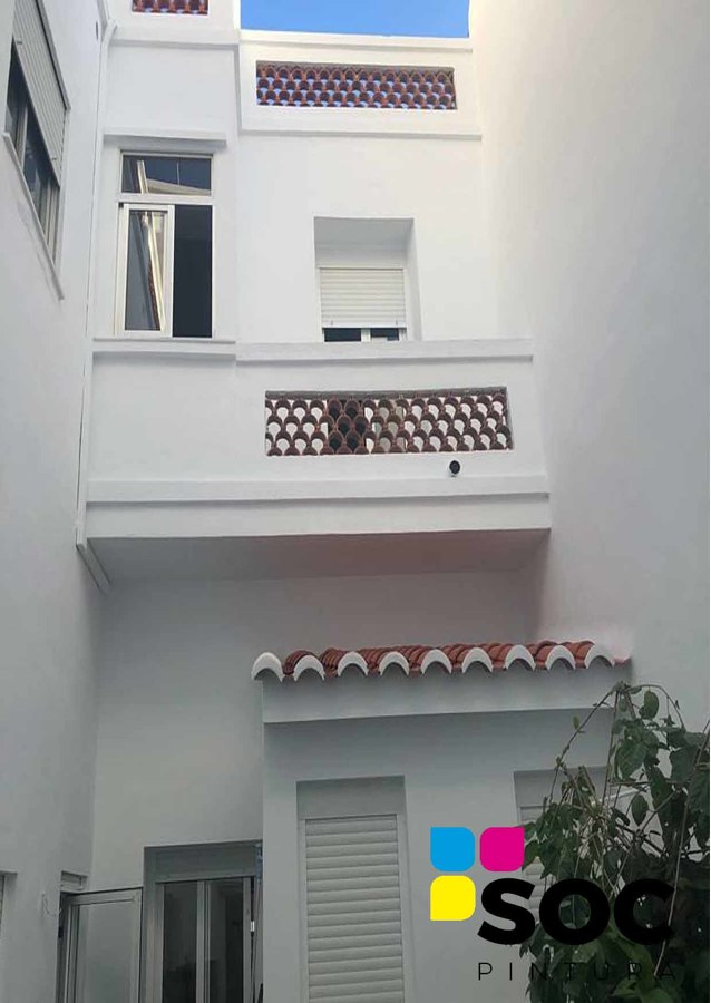 Fachada de patio trasero.