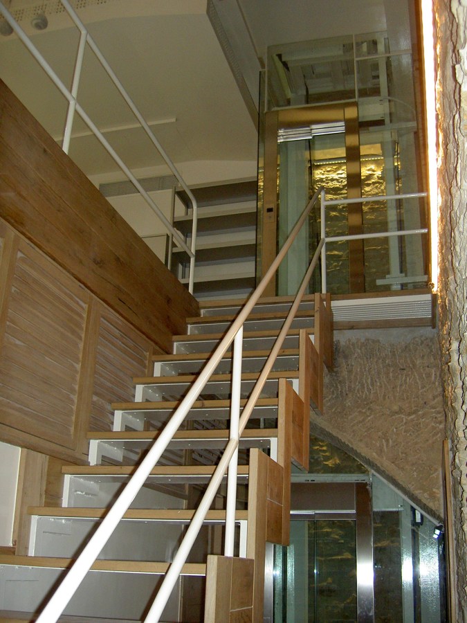 escalera/ascensor/cristal
