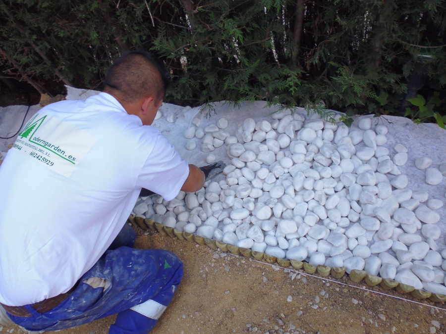 Piedra de grava blanca seleccionada