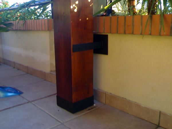 Pilar pergola madera