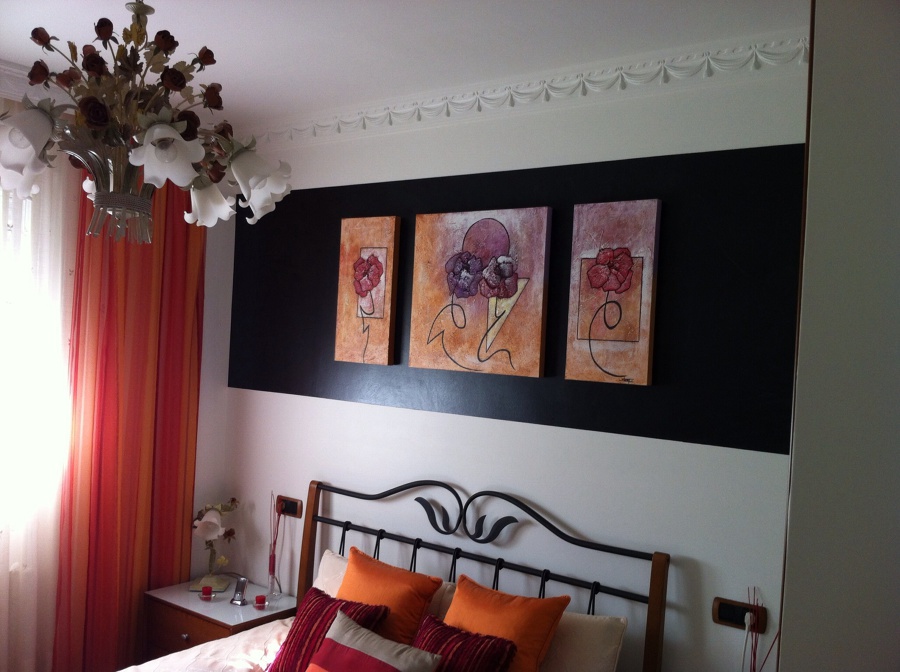 Pintado con detalle. 