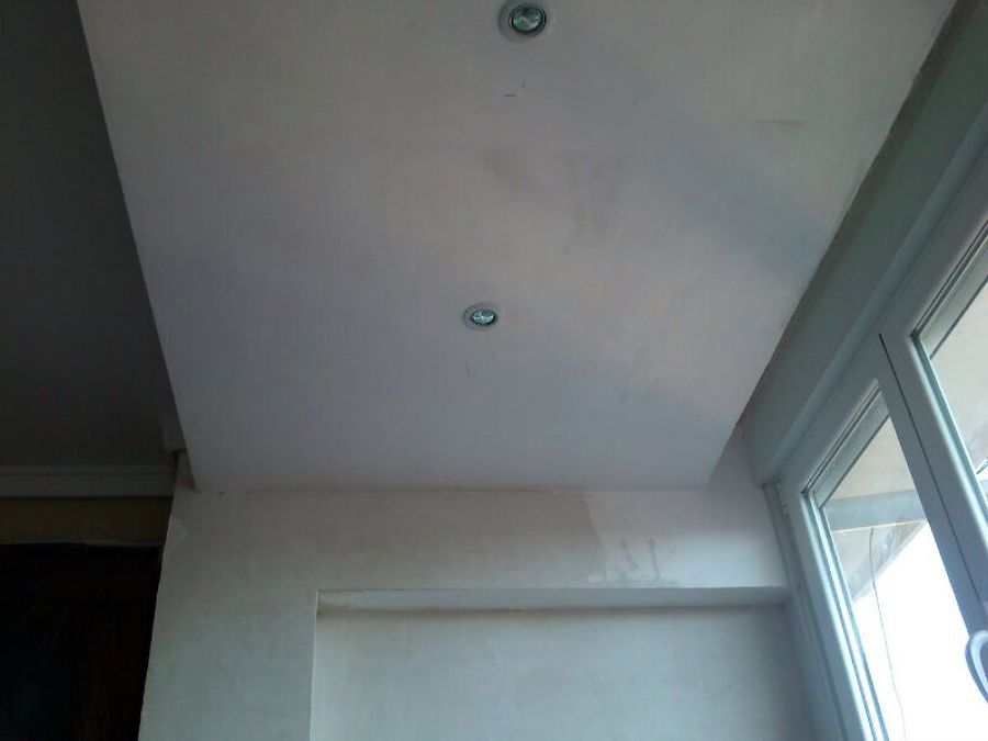 Pintamos su salón en temple liso blanco