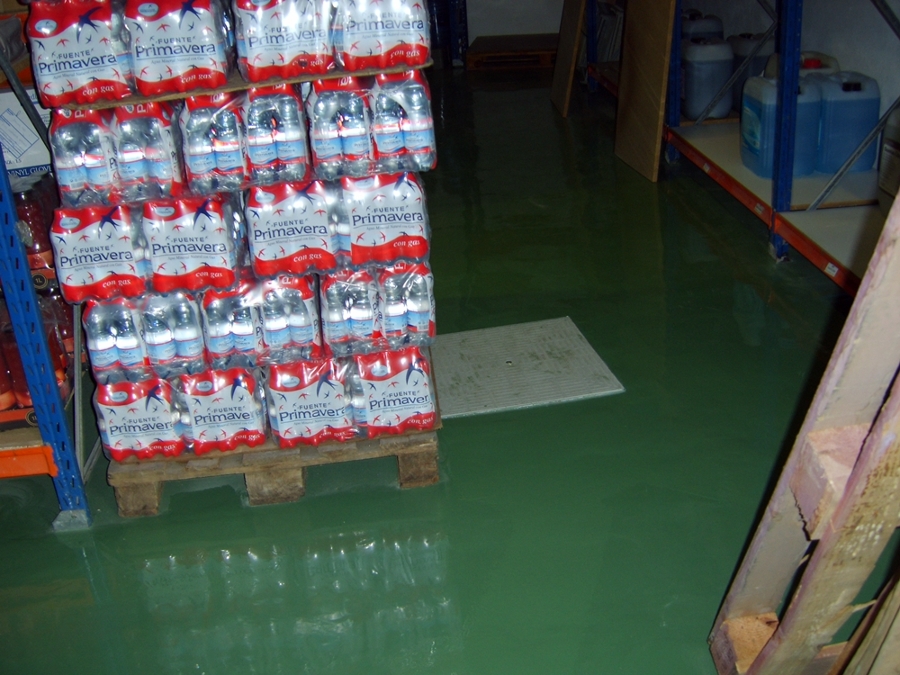 Pintura autonivelante, pavimentos, pinturas industriales.