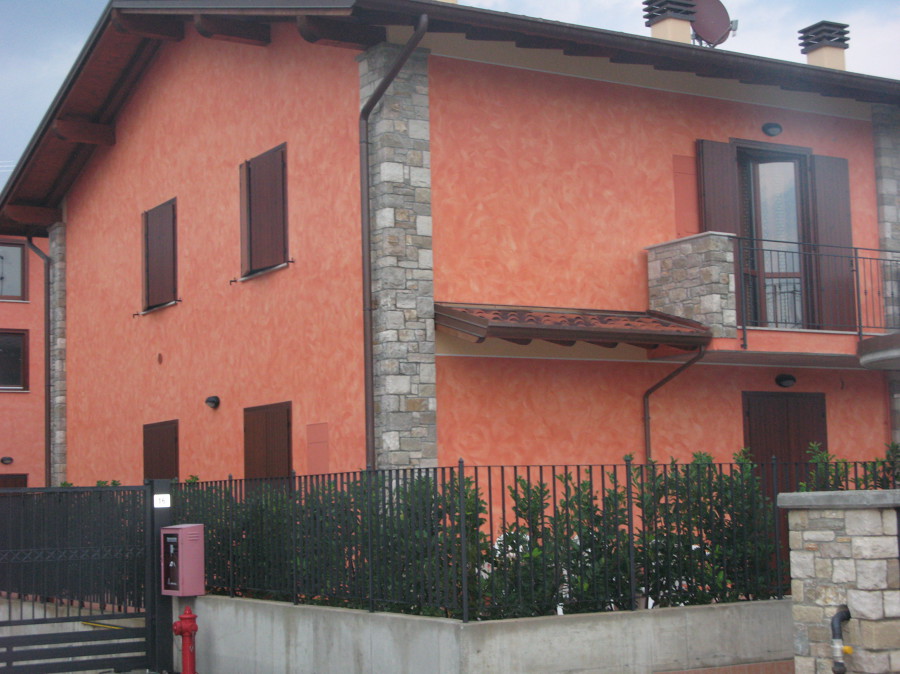 Pintura de fachada en Puig de Ros 