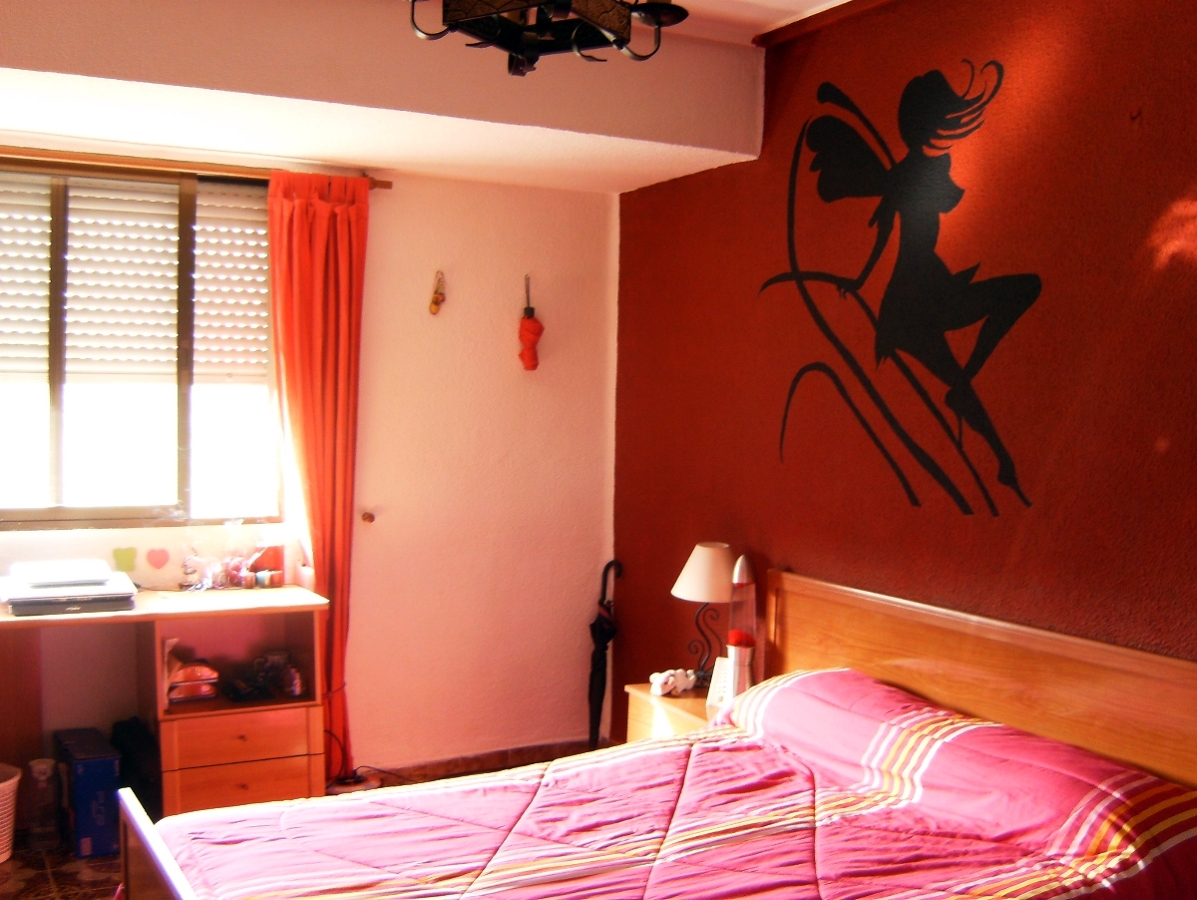 Pintura de paredes y diseño de hada