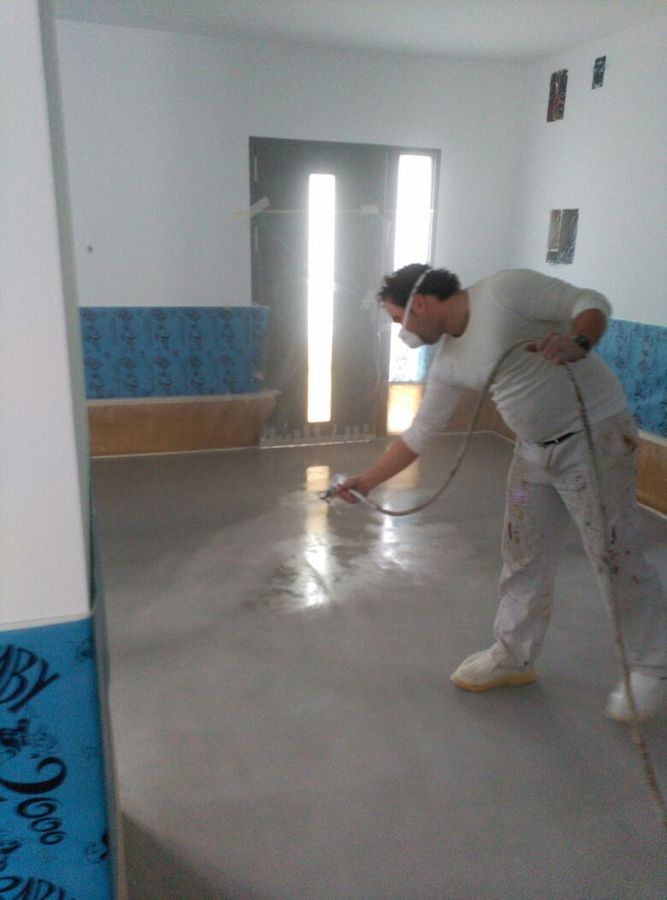 pintura de suelo con poliuretanao