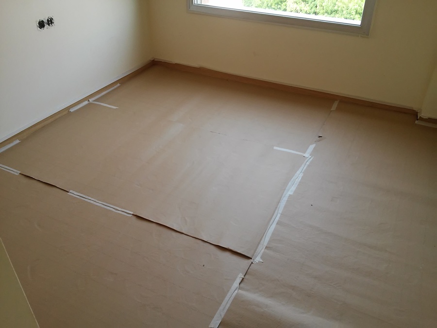 Suelos de paruqet bien tapado antes de pintar