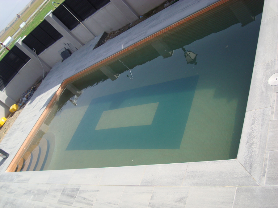 Piscina en valdetorres 