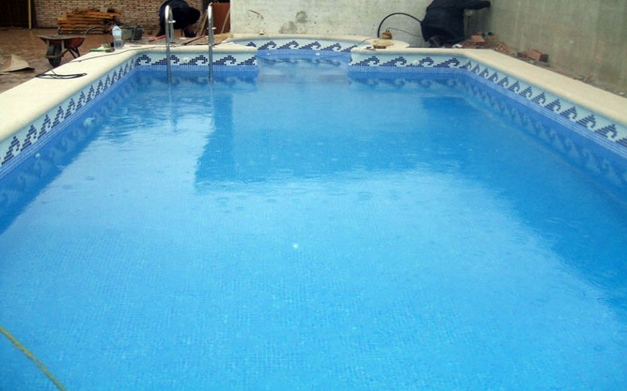 Piscina al estilo clasioc