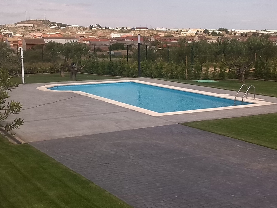 piscina alaiz-ibiza