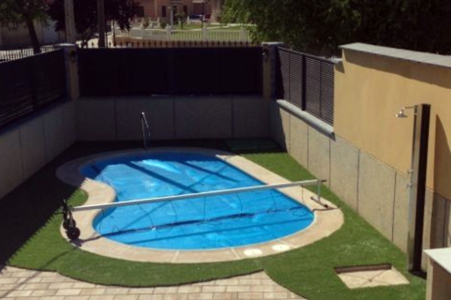 PISCINA + COBERTORES