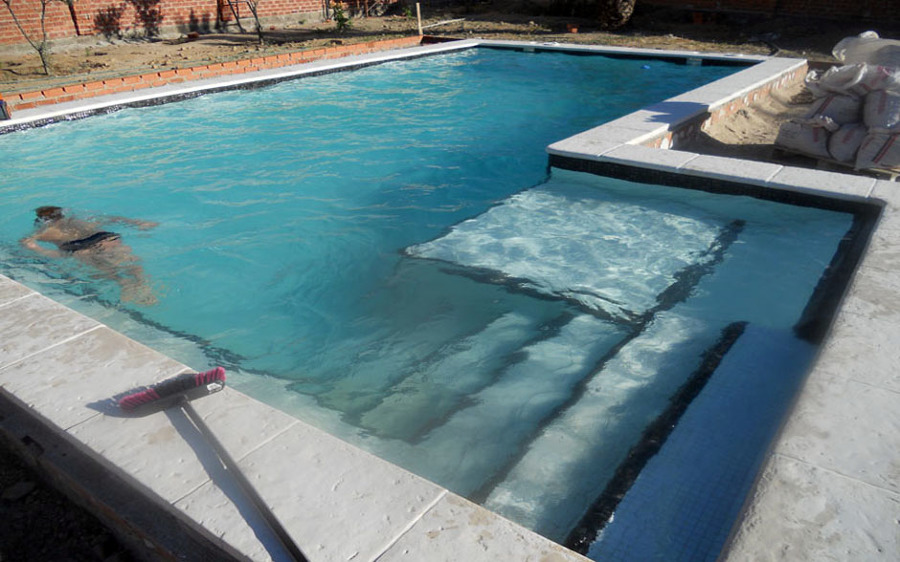 Piscina cuadradas privada