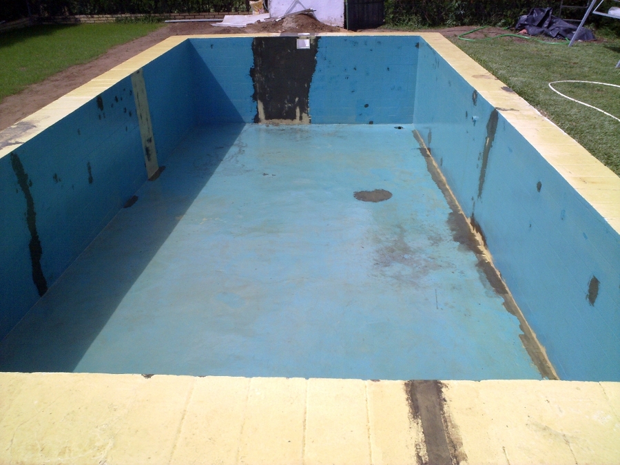 PISCINA DE 30 AÑOS