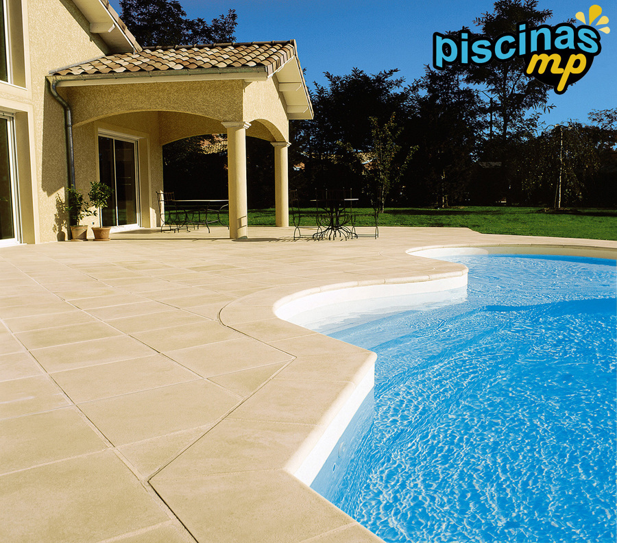 Piscina de forma de Hormigón