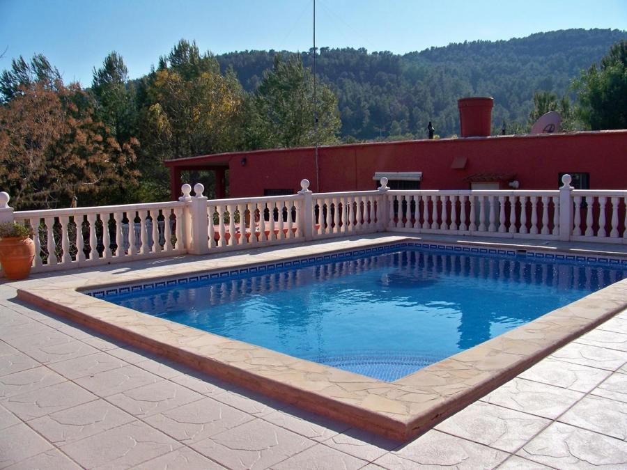 PISCINA DE OBRA