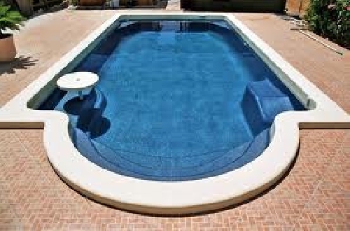 Piscina en Pobla Vallbona