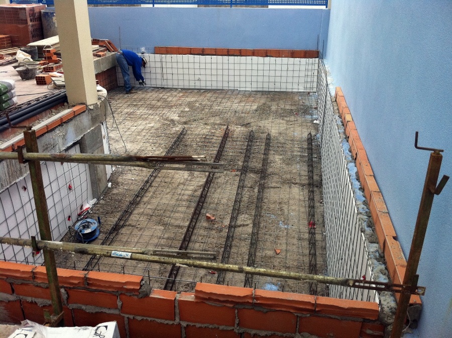 Piscina para comunidad de vecinos en edificio Balanos - Cabo de Palos - Murcia