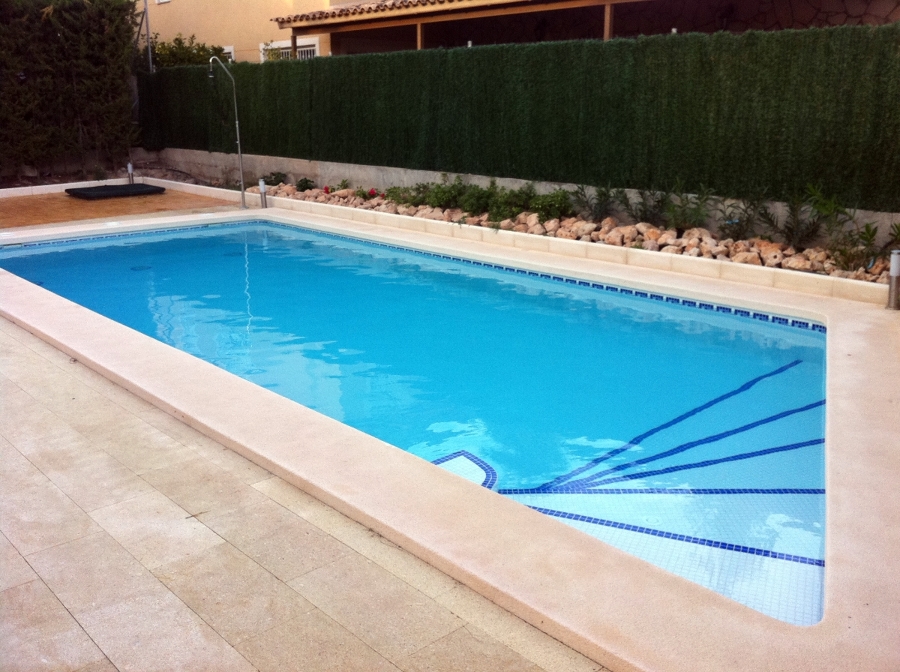 Piscina privada en La Alcayna