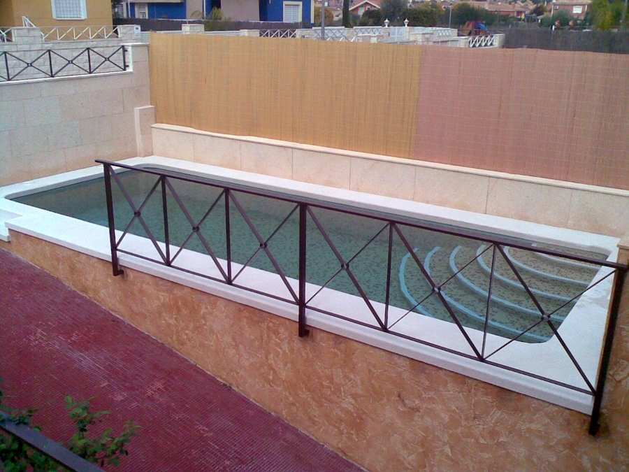 Piscina privada en Los Olivos