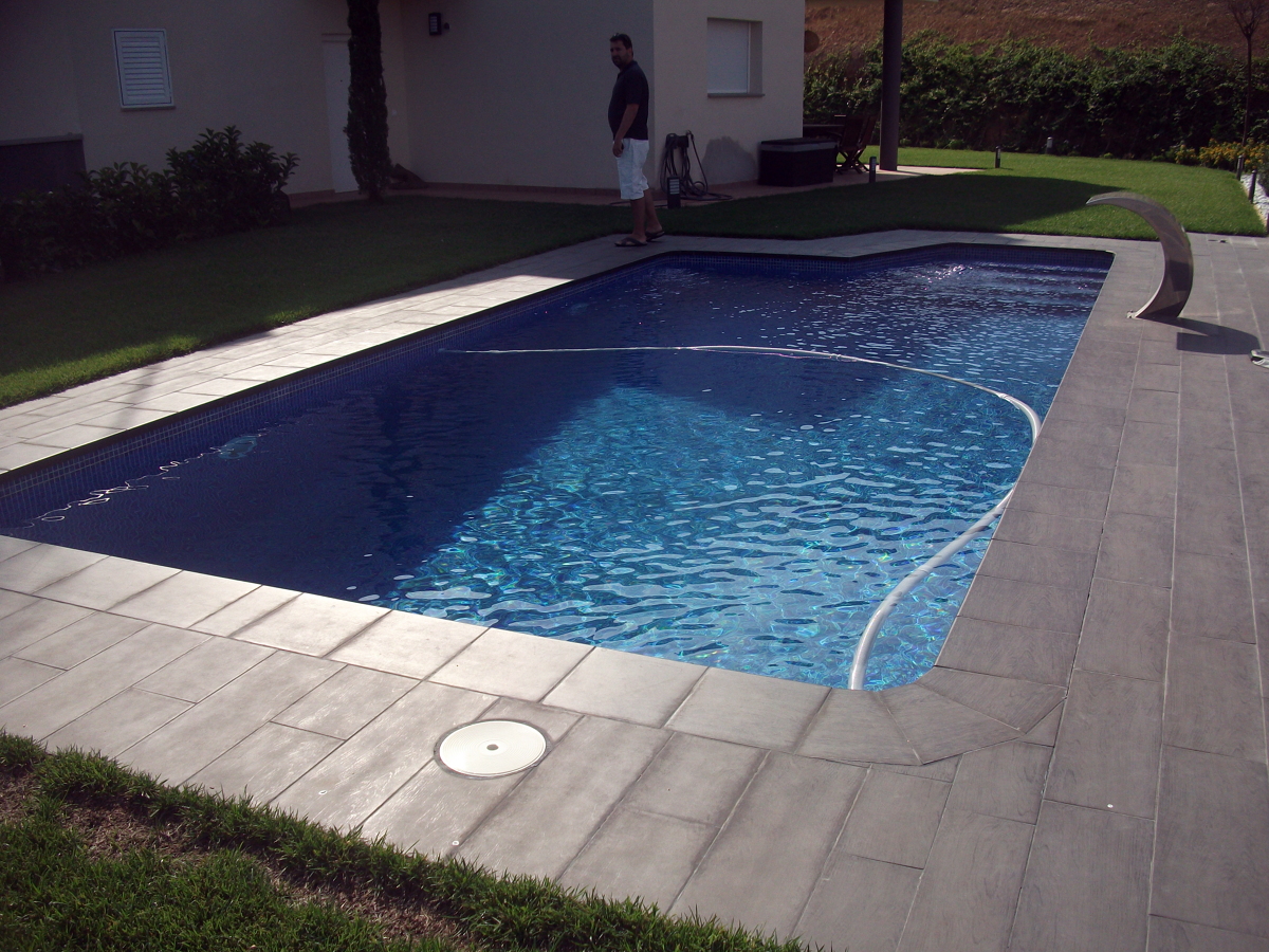 PISCINA RECTANGULAR