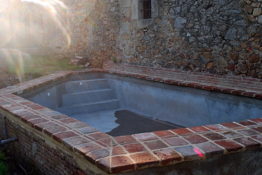 piscina restaurada