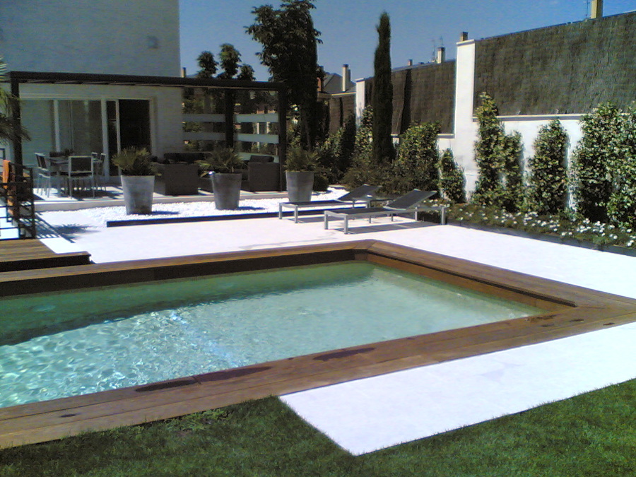 Piscina vivienda en La Moraleja - Madrid