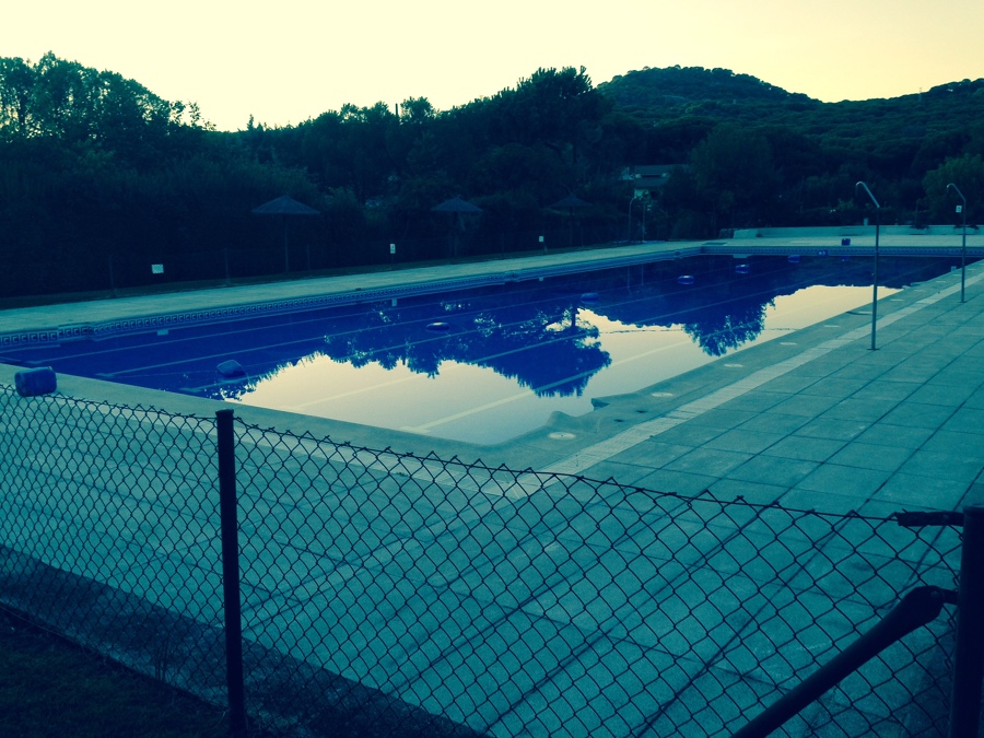 MANTENIMIENTO PISCINA COMUNITARIA