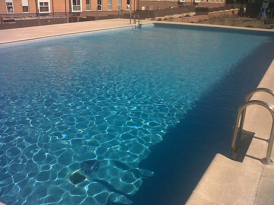 MANTENIMIENTO TEMPORADA DE VERANO PISCINA COMUNITARIA