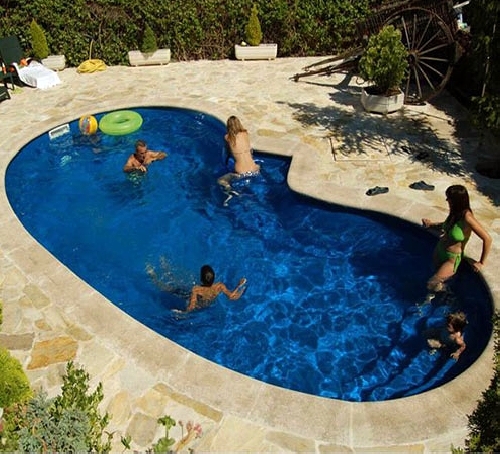 PISCINAS DE POLIESTER