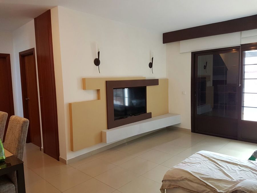 Dibujo moderno en pladur.